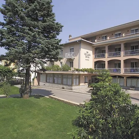 Tre Laghi 4*